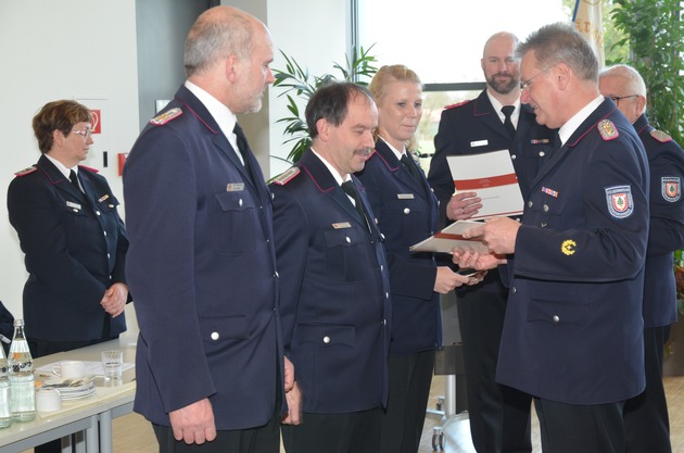 FW-PI: Eindringlicher Appell für mehr Respekt gegenüber Einsatzkräften bei der Jahreshauptversammlung des Kreisfeuerwehrverbandes Pinneberg
