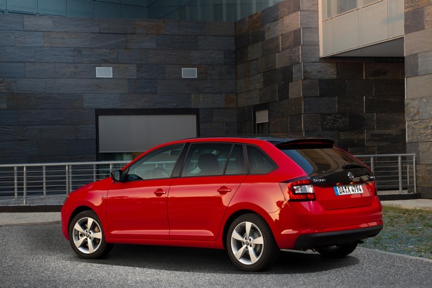 SKODA Rapid Spaceback gewinnt Designpreis beim ,Automotive Brand Contest 2014&#039; (FOTO)