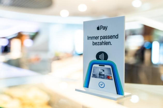 Bezahlen wie im Flug – Apple Pay sichtbar entlang der Customer Journey am Flughafen Frankfurt