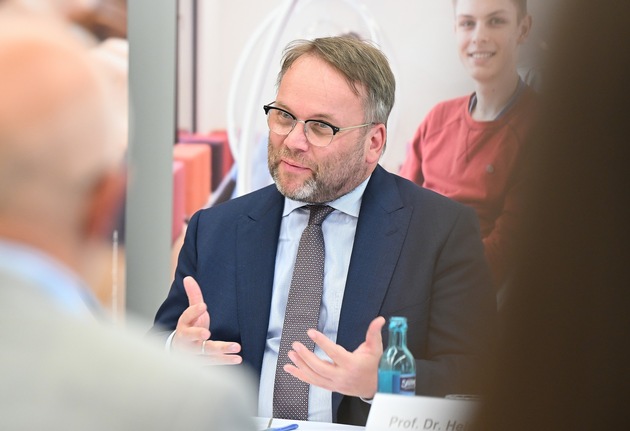 documenta Institut neu aufgestellt: Unabhängig und forschungsstark