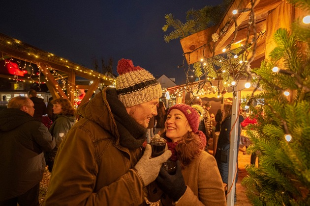 Weihnachtsglanz - Büsum lädt zum Winterzauber und Adventserlebnis an der Nordsee