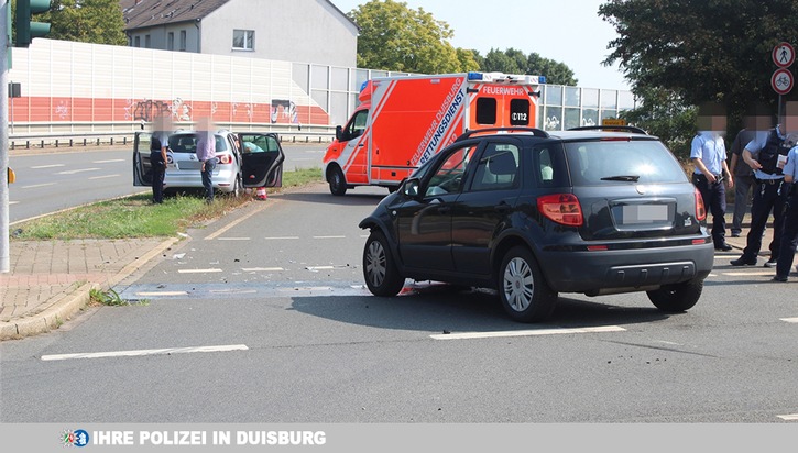 POL-DU: Rheinhausen-Mitte: Vorfahrt missachtet - zwei Verletzte