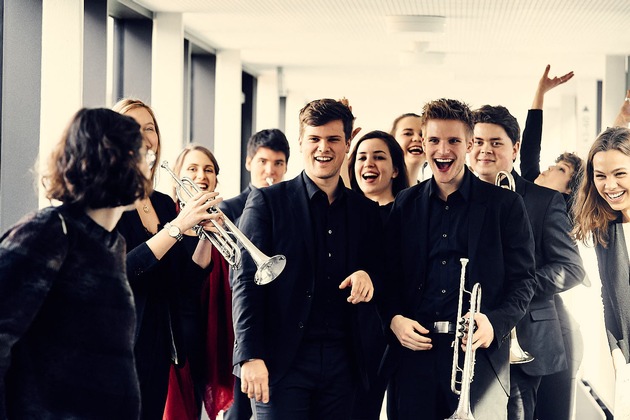 Bundesjazzorchester mit Django Bates