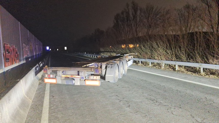 POL-HB: Nr.: 0413--Versuchtes T&ouml;tungsdelikt auf der A 281 - Polizei fahndet nach Sattelzugmaschine--