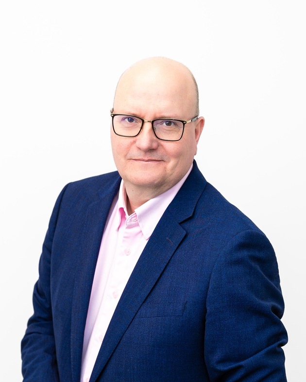 CKM Group realisiert digitale Darmkrebsvorsorge mit der AOK Baden-Württemberg