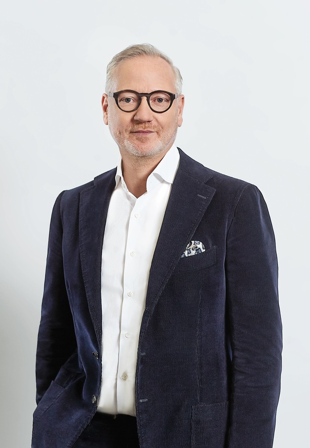 Wort &amp; Bild Verlag präsentiert gemeinsam mit PHOENIX Pharmahandel neues Kundenmagazin &quot;gesund.de&quot;