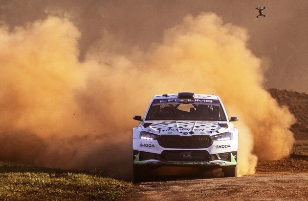 Skoda Auto Deutschland GmbH: Rallye Saudi-Arabien: Škoda Fahrer und Beifahrer greifen nach WRC2 Challenger-Titeln