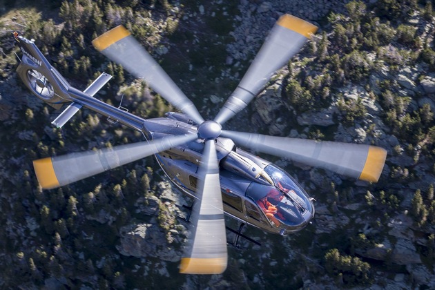 SGL Carbon/Pressemitteilung: SGL Carbon liefert serienmäßig Verbundwerkstoff-Materialien für Rotorblätter an Airbus Helicopters