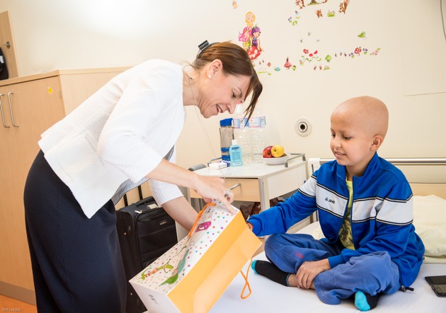 Santander unterstützt Berliner Förderverein krebskranker Kinder mit 5.000 Euro