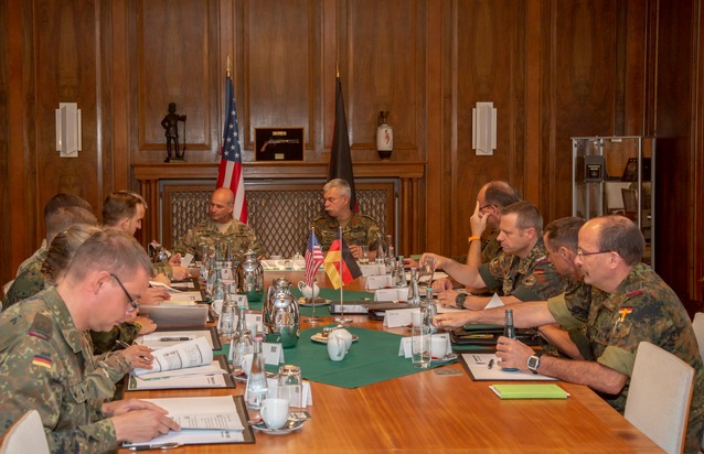 Commanding General United States Army Europe zu Gast in Strausberg