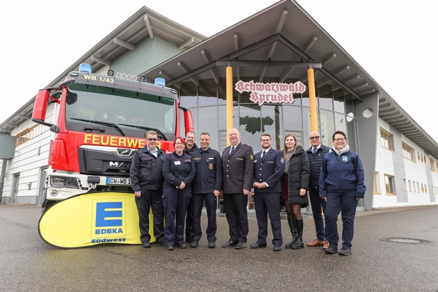 Presse-Information: Spende für Jugendfeuerwehren im Südwesten