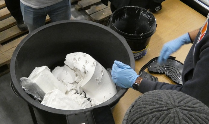 ZOLL-F: Schmuggel aufgedeckt - Zoll und Polizei ziehen 220 Kilogramm Kokain aus dem Verkehr - sechs Festnahmen