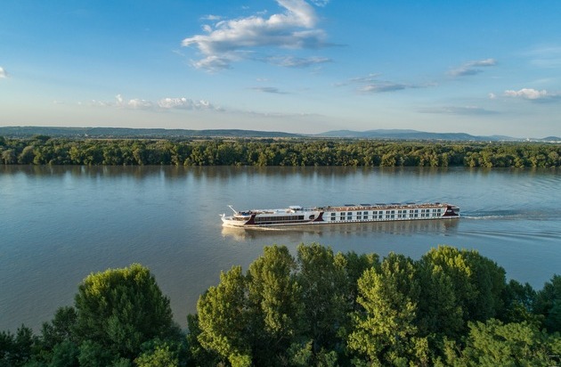 Excellence - Reisebüro Mittelthurgau: "Vorreiter nachhaltiger Flussreisen" - Mittelthurgau erhält Myclimate Award