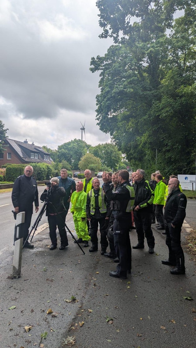 POL-EL: Landkreis Emsland/Grafschaft Bentheim - Erste PoliTour ein voller Erfolg! (Fotos)