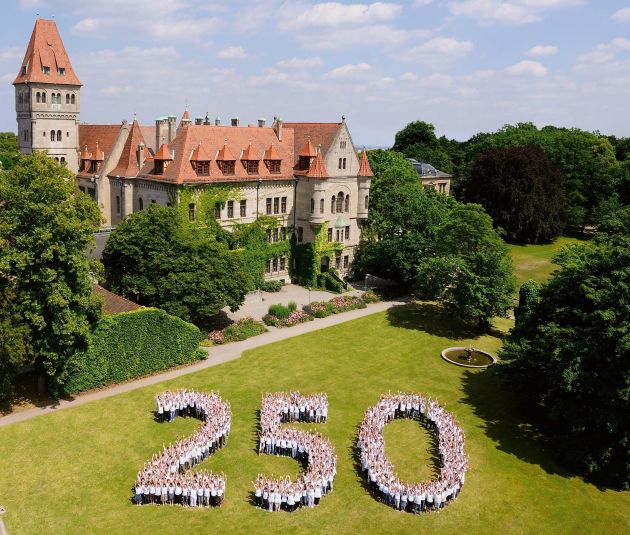 Faber-Castell feiert 250. Jubiläum mit 5.000 Gästen / Offizielle Feierlichkeiten am 8. Juli mit der Familie von A.W. Graf von Faber-Castell, Politikern, internationalen Gästen und Mitarbeitern (mit Bild)