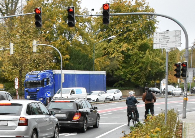 POL-OS: Osnabrück: Großkontrolle &quot;Radverkehr&quot; - Polizei stellte 381 Verstöße fest (FOTOS)