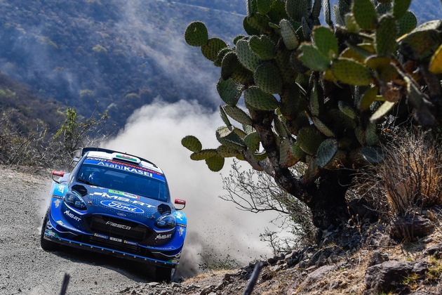 Dem Ford Fiesta WRC gelingt bei der WM-Rallye Mexiko der Sprung unter die besten Drei (FOTO)