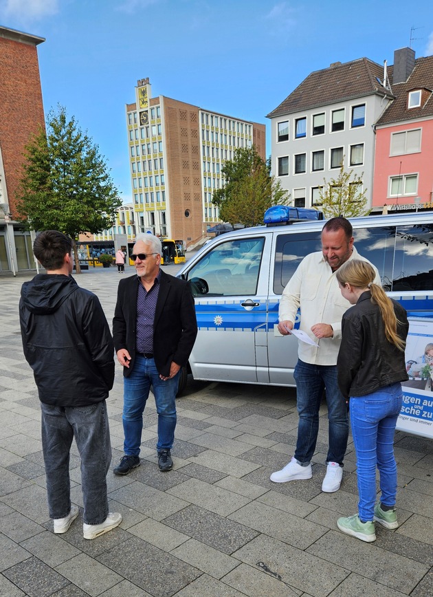 POL-DN: Polizei Düren startet Schwerpunkttage zur Prävention von Taschendiebstahl in Düren und Jülich