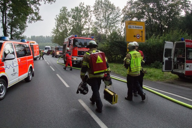 FW Menden: Schwerer Verkehrsunfall mit 5 Verletzten