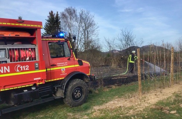 FW-BN: Flächenbrand in Bonn-Lannesdorf: Gerätewagen-Waldbrand und Drohneneinheit im Einsatz