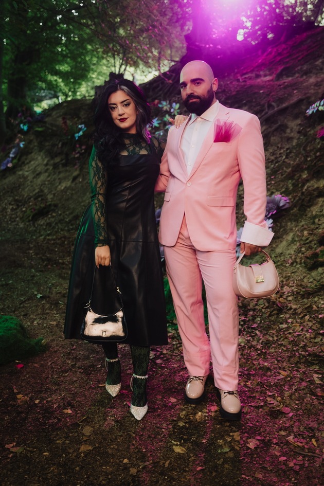 DEICHMANN x Wicked: Teil 2 – DEICHMANN launcht Kampagne mit Parshad und Xhem  zum Abschluss des weltweiten Kinophänomens
