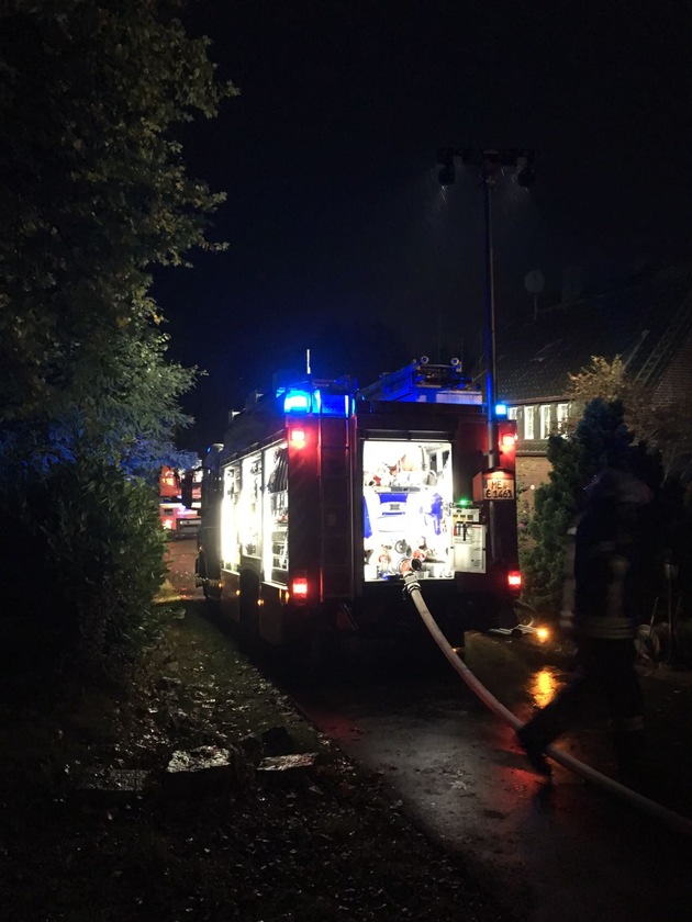 FW-Erkrath: Kellerbrand in einem Einfamilienhaus