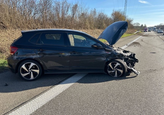 POL-PDLD: A65/Edeseim - Fehler beim Fahrstreifenwechsel