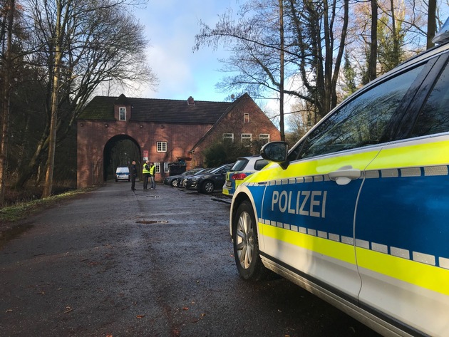 POL-WHV: Handgranaten-Fund im Werkhof Rosenhügel - Kampfmittel werden vor Ort gesprengt