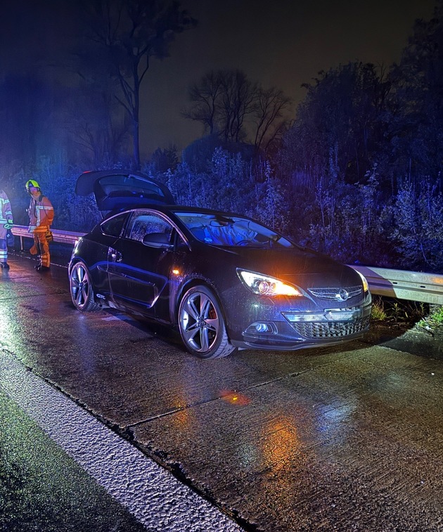 FW Ratingen: Verkehrsunfall auf der BAB 3
