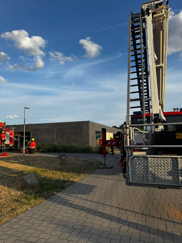 FW Wathlingen: Ausbildungsdienst der Ortsfeuerwehr Wathlingen: FwDV 1 &amp; 3 im Fokus