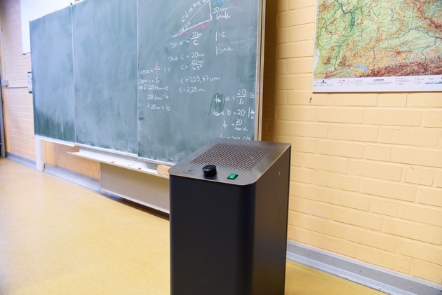 Luftreinigungsgeräte für Schulen und Kitas / Duderstädter Wirtschaft bekämpft Corona