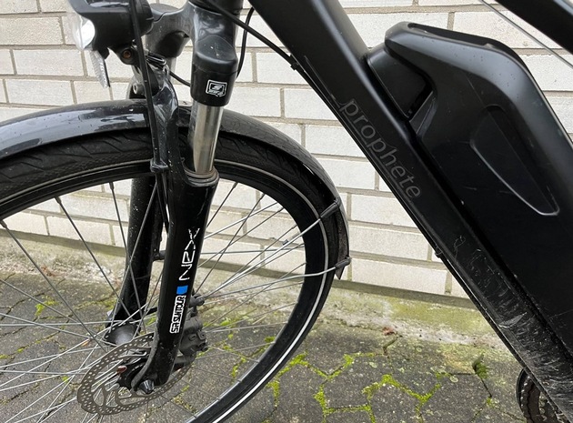 POL-CE: Celle - Wem gehört dieses schwarze E-Bike?