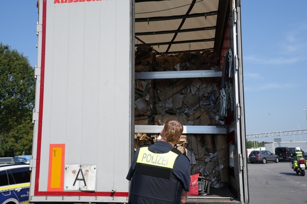 POL-OS: Illegale Abfalltransporte in der Grenzregion im Fokus