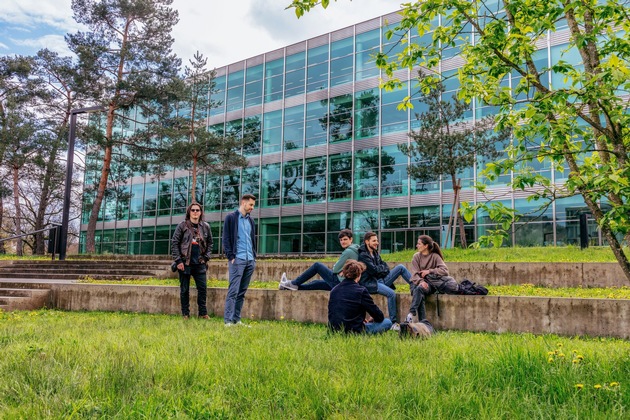 FHNW; Hochschule für Informatik und Hochschule für Technik und Umwelt: Fachkräfte sichern, Innovation fördern: Die FHNW eröffnet zwei neue Hochschulen