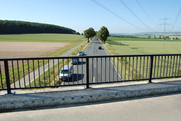 POL-HI: Gefährlicher Eingriff in den Straßenverkehr