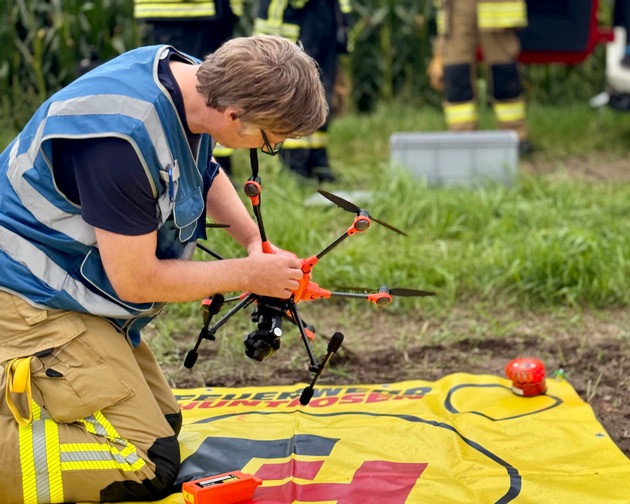 FW-OLL: UAV-Einheiten üben in Huntlosen die Zusammenarbeit - vier Drohnen gleichzeitig in der Luft