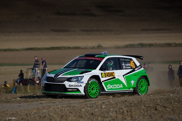 SKODA AUTO Deutschland Pilot Fabian Kreim zeigt beim WM-Heimspiel starke Leistung (FOTO)