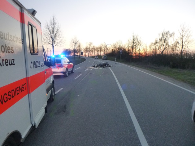 POL-PDWO: Kradfahrer bei Verkehrsunfall verletzt