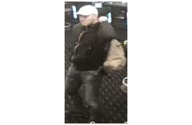 POL-D: Fahndung der Polizei Köln nach Raub auf Spielhallen - Fotos hängen an