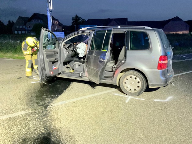 FW Alpen: Mehrere Verletzte nach Verkehrsunfall
