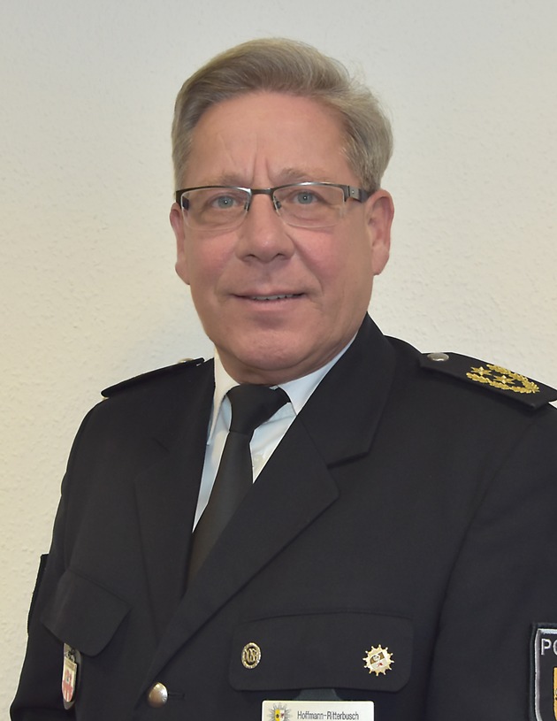 IM-MV: Nils Hoffmann-Ritterbusch folgt auf Wilfried Kapischke als ranghöchster Polizist des Landes