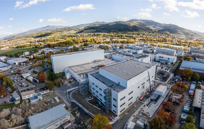 Pfizer Pharma GmbH: 300 Millionen Euro Investition: Pfizer eröffnet High-Containment-Werk in Freiburg