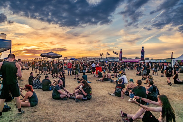 Metal Festival in Bayern feiert Rekorde bei 25. Jubiläumsedition / 45.000 Fans feiern ausgelassen und friedlich in Dinkelsbühl