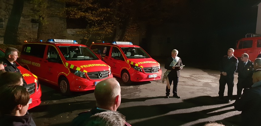 FW Menden: Neue Mannschafts-Transporter für die Feuerwehr Menden