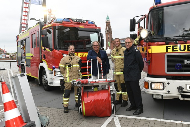 FW Bremerhaven: Erstes neues Löschfahrzeug für die Fuhrparkerneuerung bei der Feuerwehr Bremerhaven