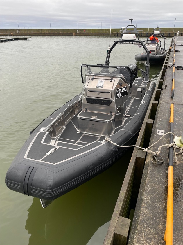 POL-HH: 260114-1. Neue Streifenboote f&uuml;r die Wasserschutzpolizeien Hamburg und Schleswig-Holstein - Erste Boote der gemeinsamen Beschaffung sind im Einsatz