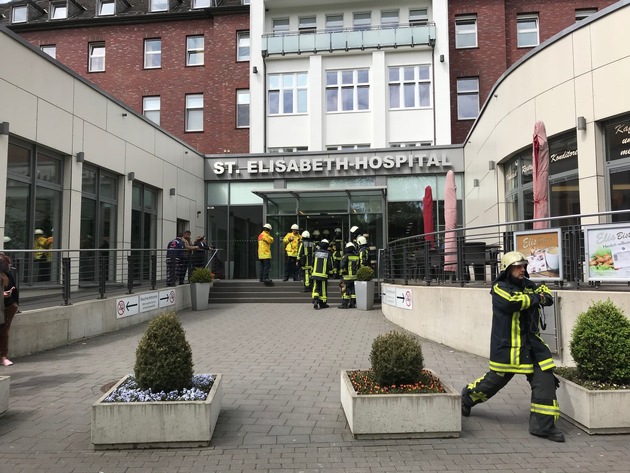FW-BO: Alarmübung im St. Elisabeth-Hospital Bochum