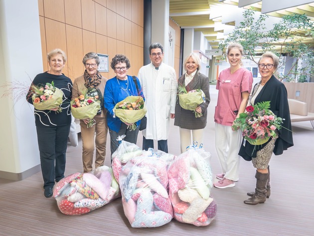 Herzkissen spenden Brustkrebserkrankten Trost und lindern Schmerzen