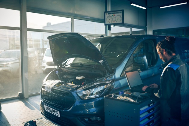 &quot;FORDLiive&quot;: Das neue Produktivitäts-Angebot maximiert die Betriebszeit von Ford-Nutzfahrzeugen