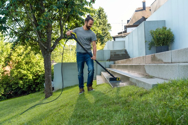 Kärcher Powerschrubber mit Reinigungs-Plus vorgestellt
